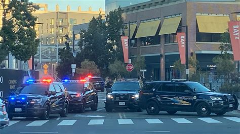 One stabbed after violent brawls involving hundreds of young adults erupt at Emeryville mall